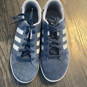 🍍ADIDAS NEO SNEAKERS🍍size 9🍍
H3